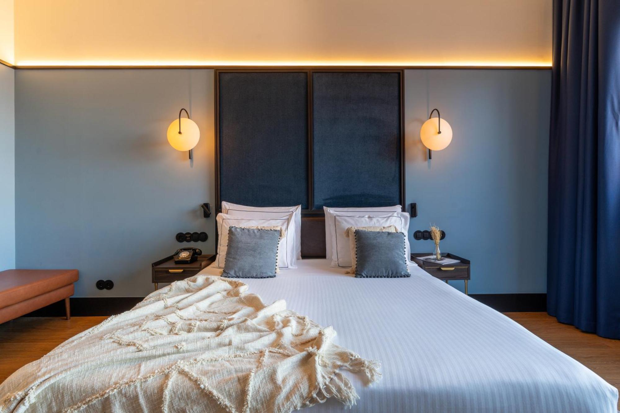 The Editory Riverside Hotel, An Historic Hotel